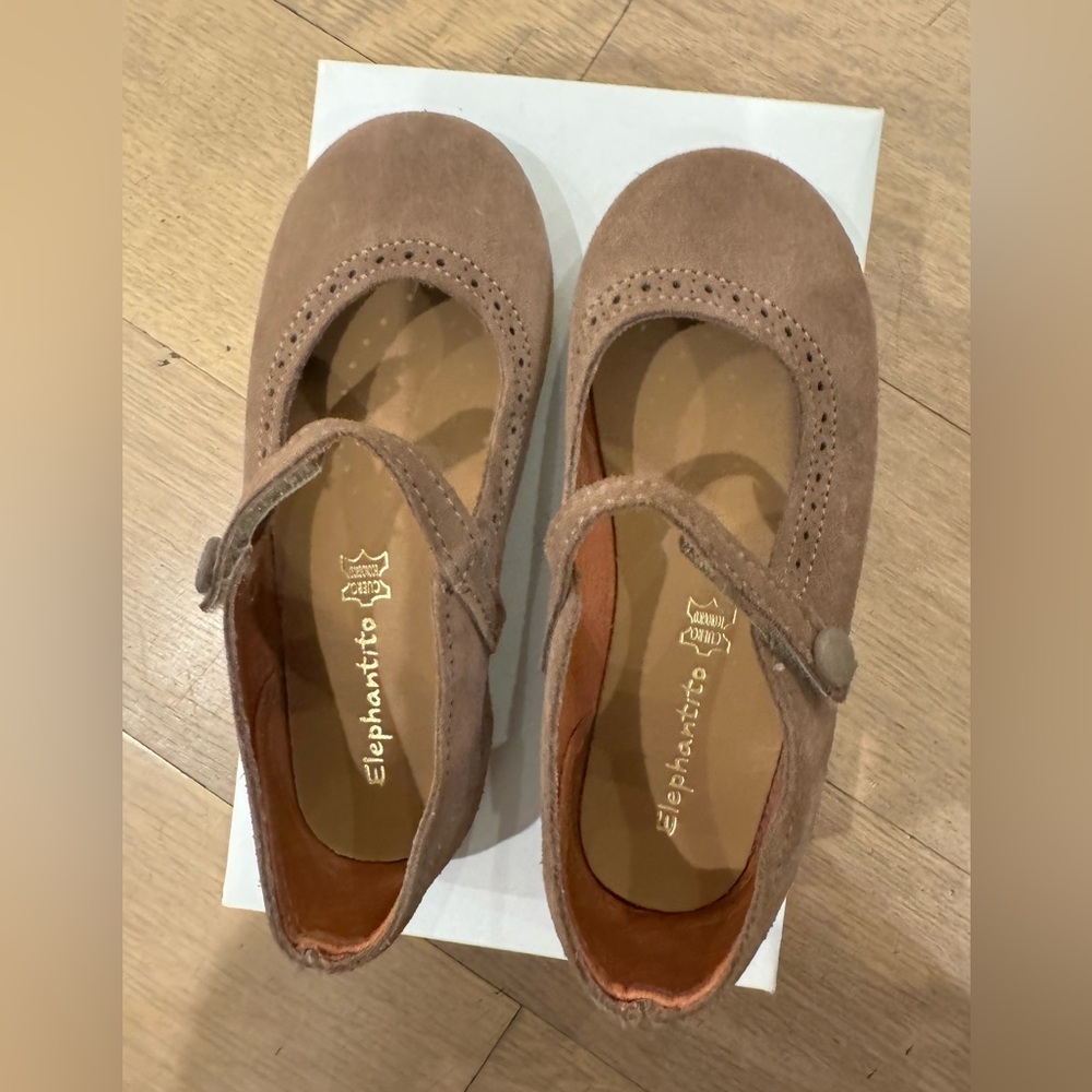 Elephantito beige suede Mary Jane size 28